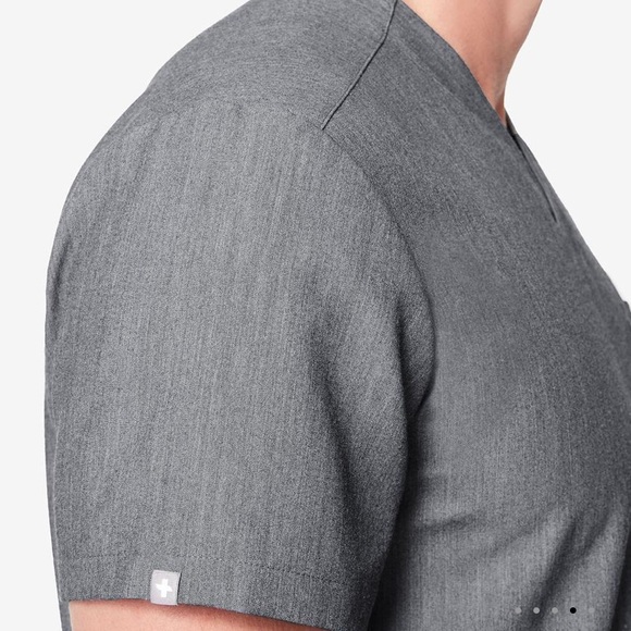 Figs Scrubs - Picture 9 of 10